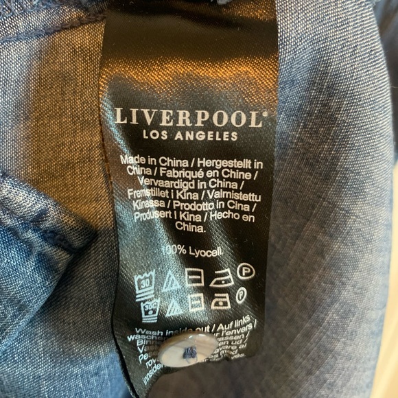 Liverpool ombré tencel denim shirt, size L.
Great used condition. - Picture 6 of 6